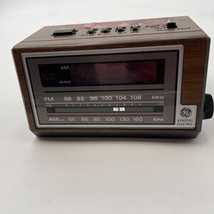 Genshuo Vintage Style Clock with Wood and Black Accents